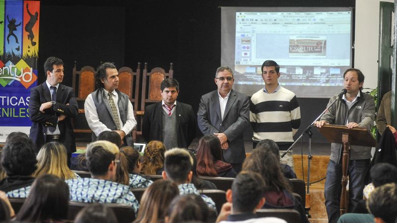 Jalil abrió la "III Conferencia Vocacional y Laboral”