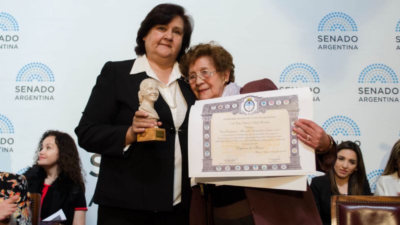 Esther Nélida Córdoba de Nieva recibió la distinción "Evita compañera"