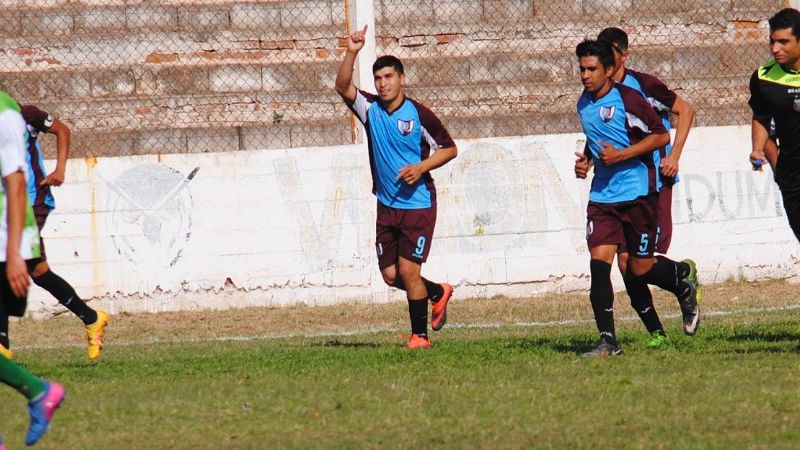 Sureños “no pasó” La Estación y goleó La Carrera
