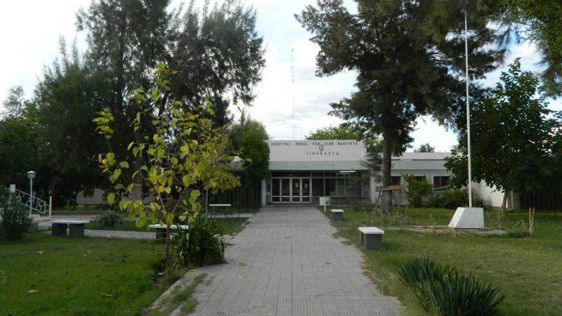 Tres mujeres se cayeron de la moto y fueron hospitalizadas