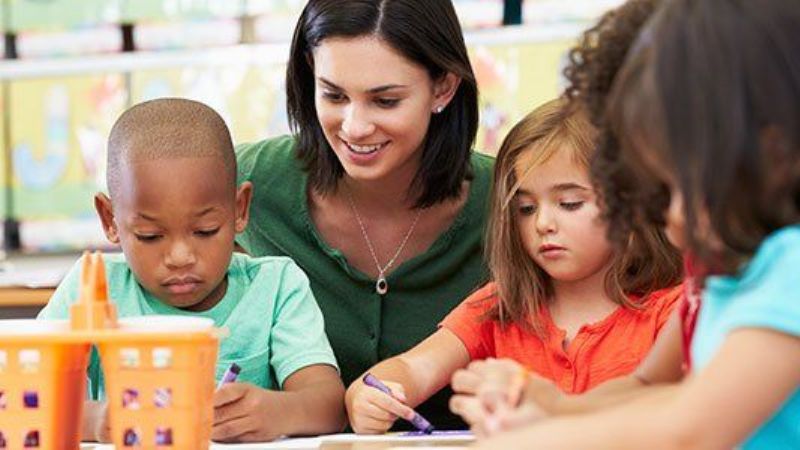 Salutación a los maestros