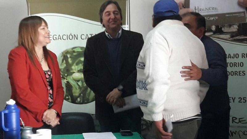 Reunión en el RENATRE con trabajadores rurales
