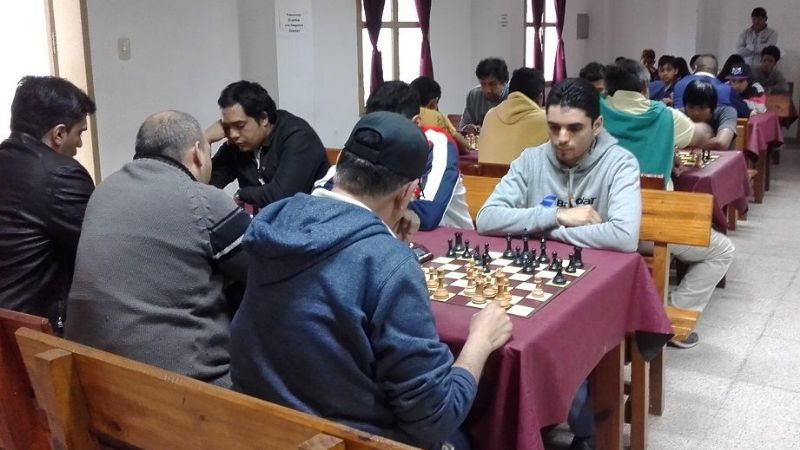 Farías y Moya ganaron en el Ajedrez de Villa Cubas
