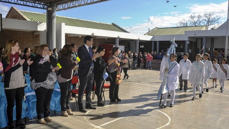 El día del maestro se celebró en las Escuelas Municipales