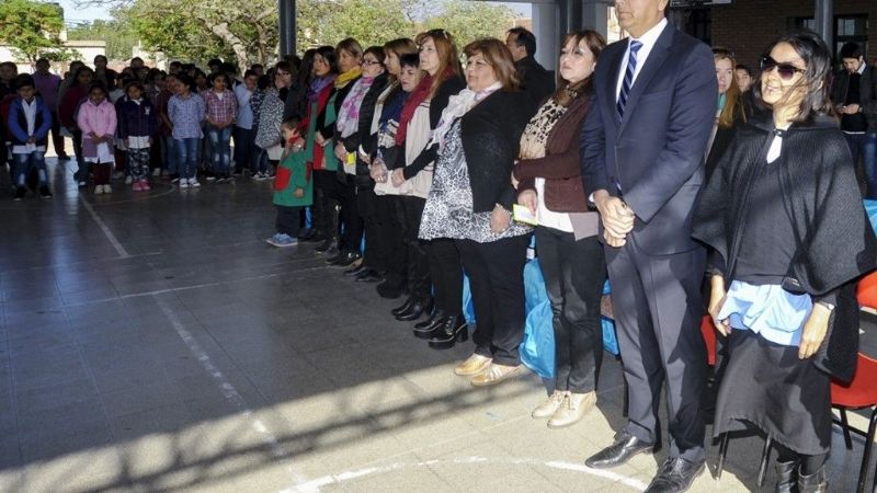 El día del maestro se celebró en las Escuelas Municipales