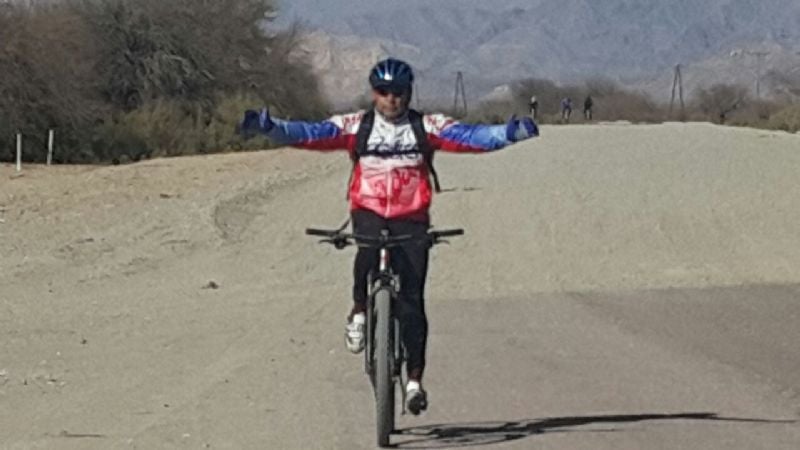 Santamarianos marchan hacia la fiesta de la Virgen y el Señor de los Milagros