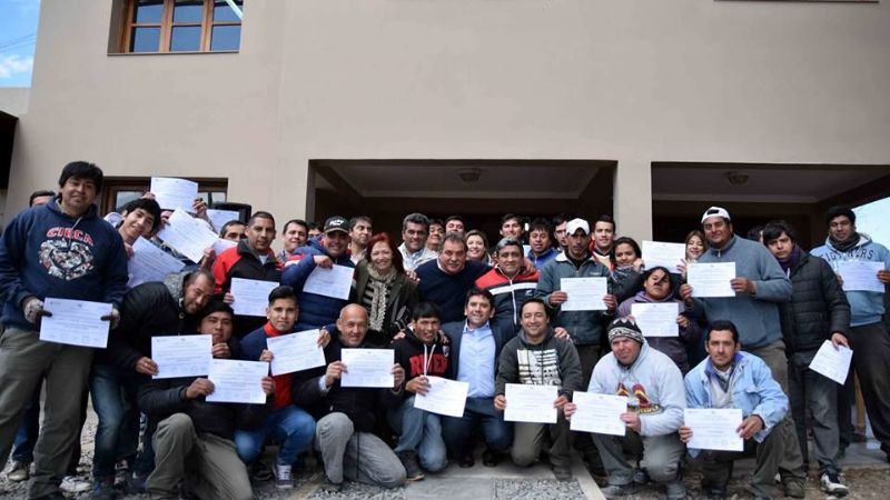 Empleados de FME concluyen capacitaciones técnicas