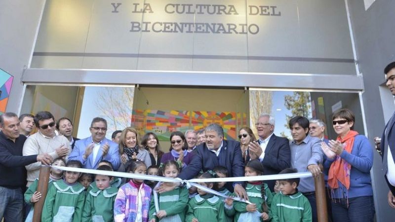 La Gobernadora anunció repavimentación del tramo El Rodeo-Las Juntas