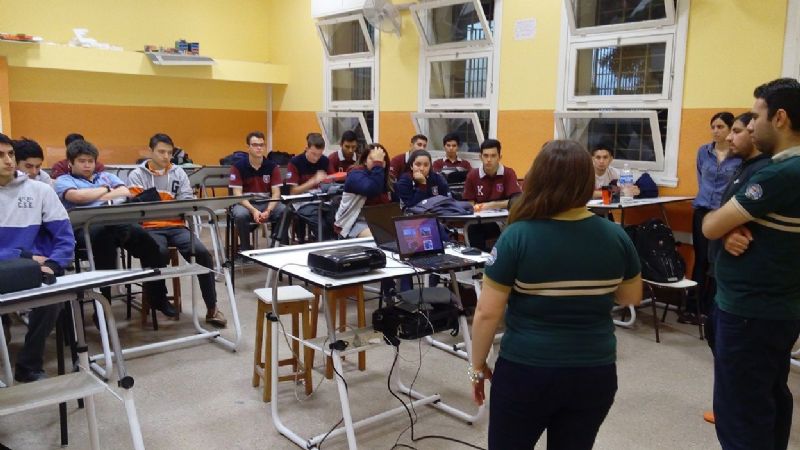 La Facultad de Tecnología promociona sus carreras