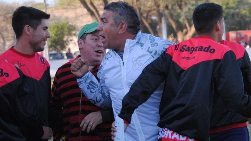 Revitalizador triunfo del “Defe” ante “Poli” en el Federal “B”