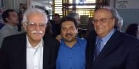 Alfredo Gómez junto a los economistas Aldo Pignanelli y José Ignacio de Mendiguren.