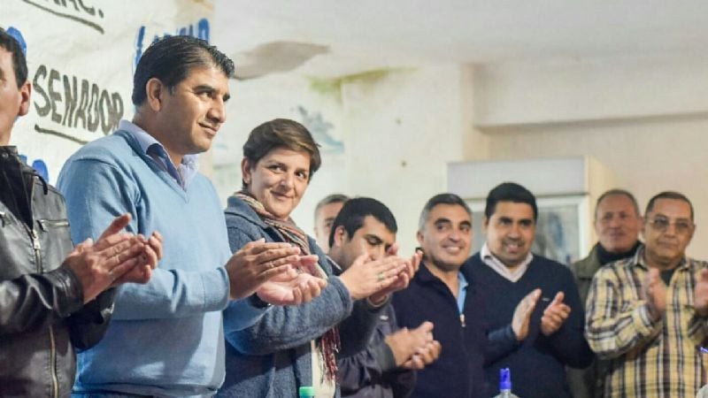 “Ponemos la política al servicio de la gente, no las dádivas”