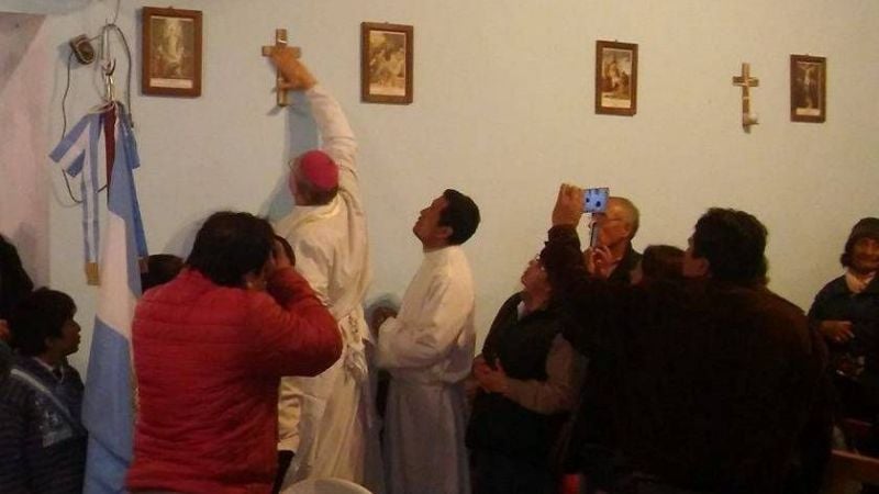 Fue consagrado el altar y dedicado el templo de Amanao