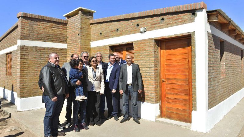 Histórica visita de Lucía a Las Peñas