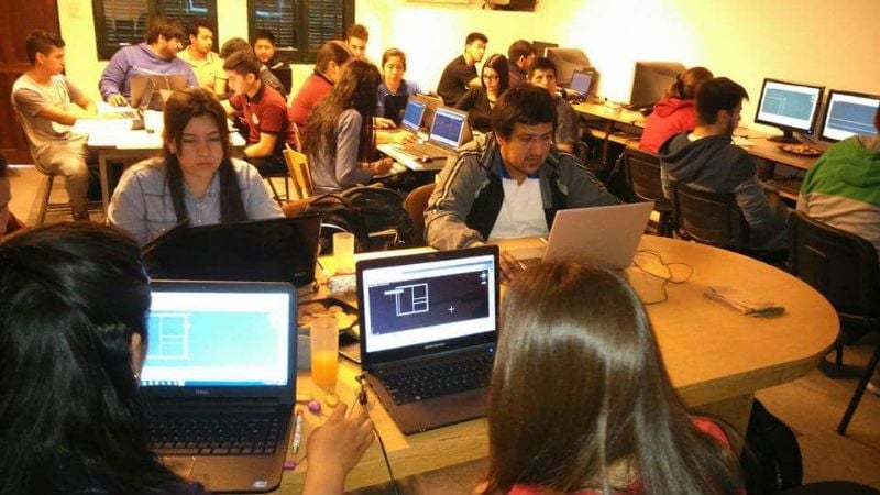 Con gran convocatoria se realiza el curso de AutoCAD y CivilCAD