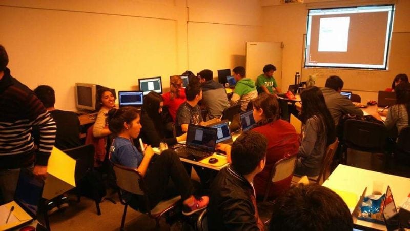 Con gran convocatoria se realiza el curso de AutoCAD y CivilCAD