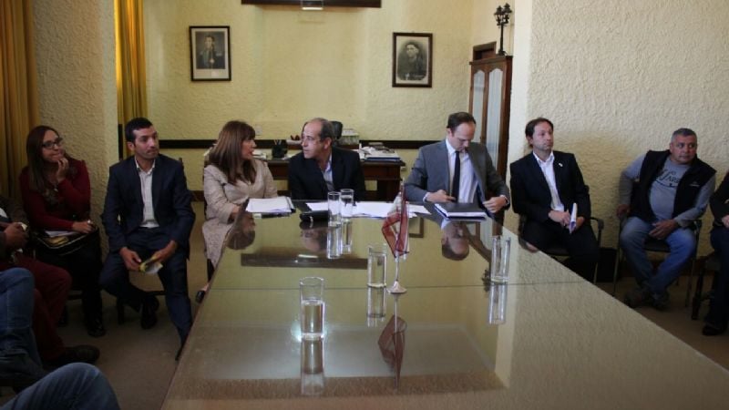 Preparan debate de candidatos a concejales en la Capital