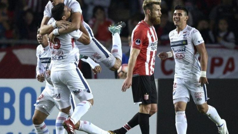 Nacional de Paraguay eliminó al “Pincha”