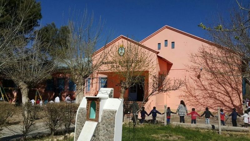 Escuela de Famatanca cumplió 100 años