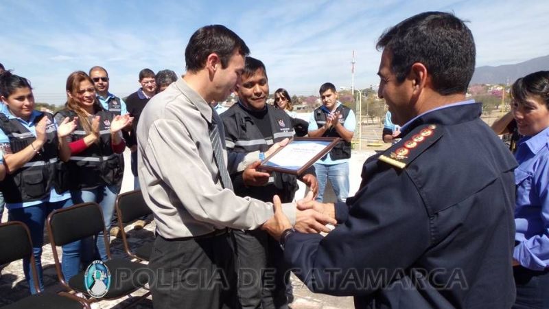 Quevedo visitó la División Criminalística