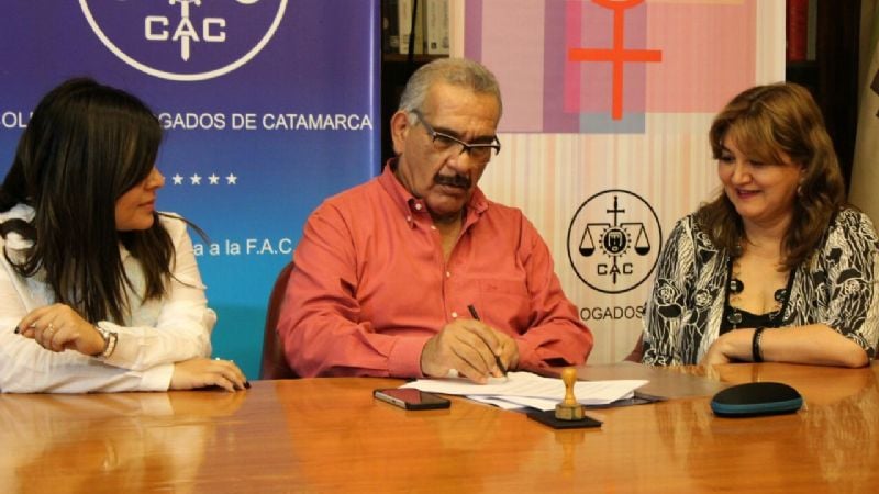 Convenio entre la Residencia Universitaria y el Colegio de Abogados