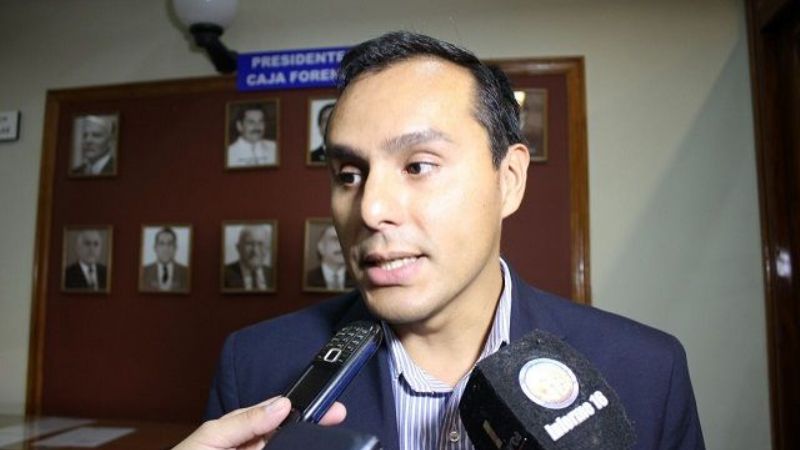 Convenio entre la Residencia Universitaria y el Colegio de Abogados