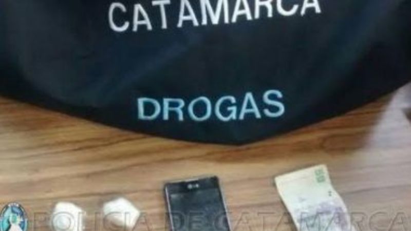 Le descubren que llevaba pasta base