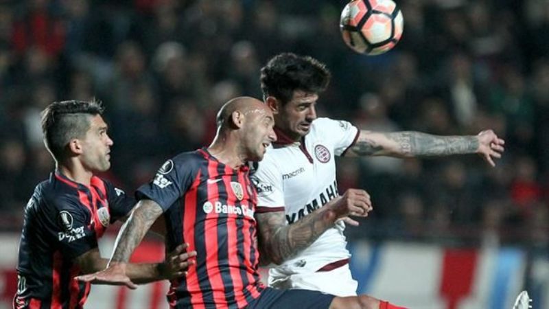 Lanús-San Lorenzo buscan “semis” de la Libertadores