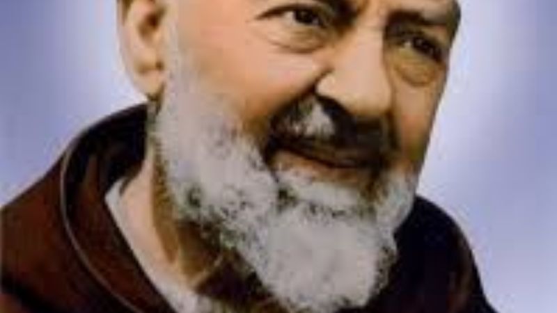 Inicia el triduo en honor a San Pío de Pietrelcina