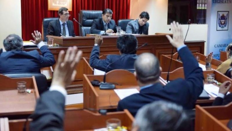 Es Ley la enseñanza obligatoria del lenguaje de señas en escuelas públicas