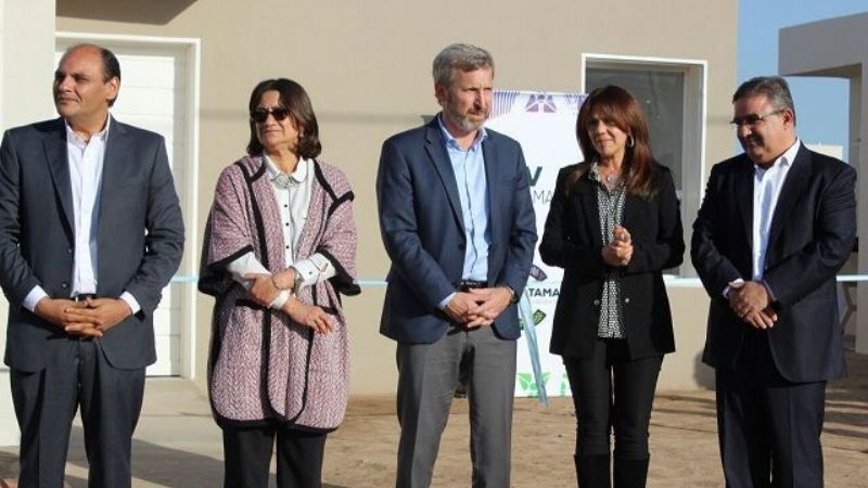 “No hay acto que me conmueva tanto como la entrega de viviendas”