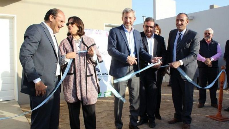 “No hay acto que me conmueva tanto como la entrega de viviendas”