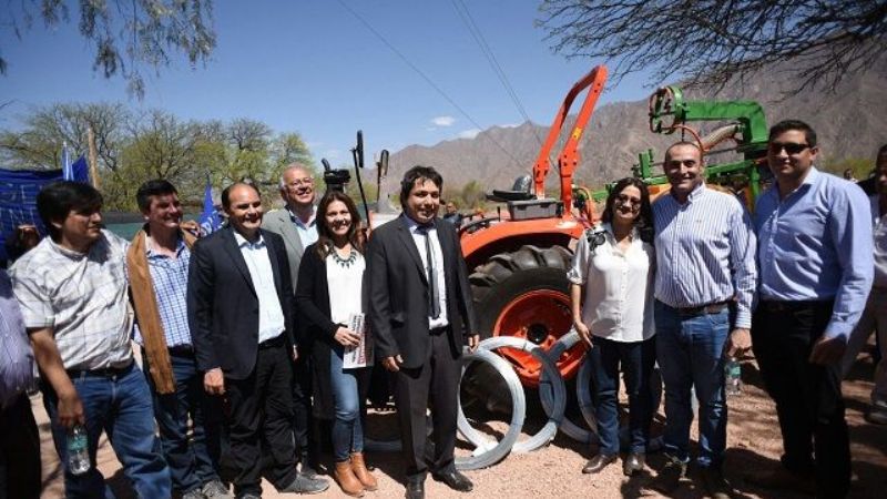 Productores nogaleros recibieron maquinaria