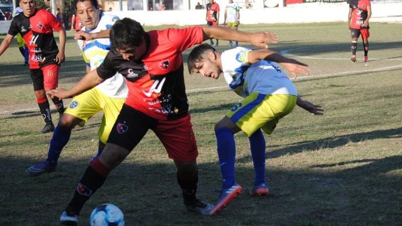 Policial con Vélez (SR) y Defensores visita a Andino