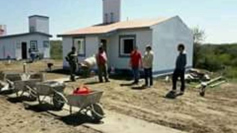 Visita a nuevo barrio en El Alto