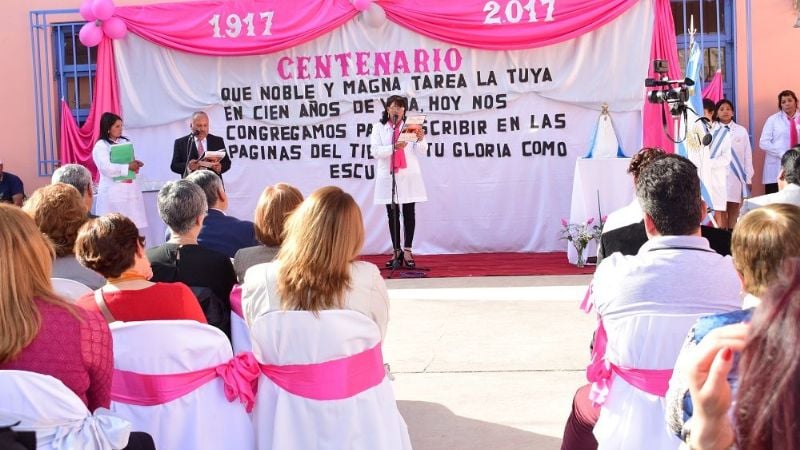 Famatanca festejó los 100 años de su escuela