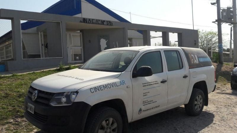 El Cine Móvil en escuelas de Andalgalá y Capital