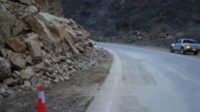 Volcó una camioneta en la Cébila