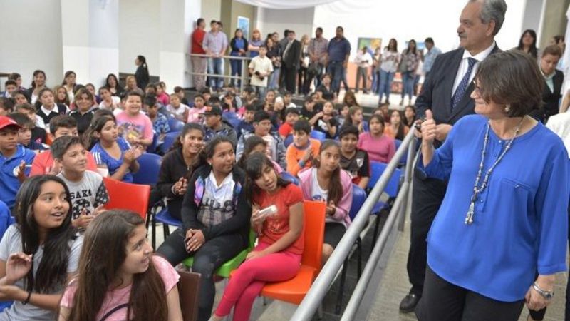 La Gobernadora inauguró una nueva temporada estival del CIIC