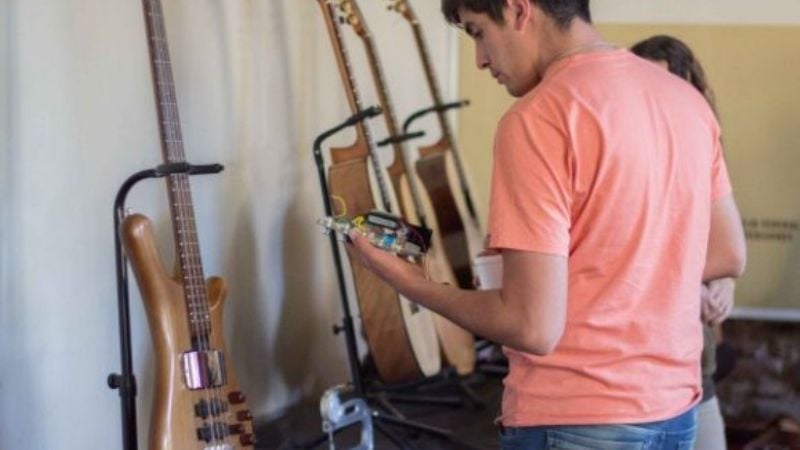 Catamarqueños participan del 4º Encuentro Regional de Lutería en Tucumán