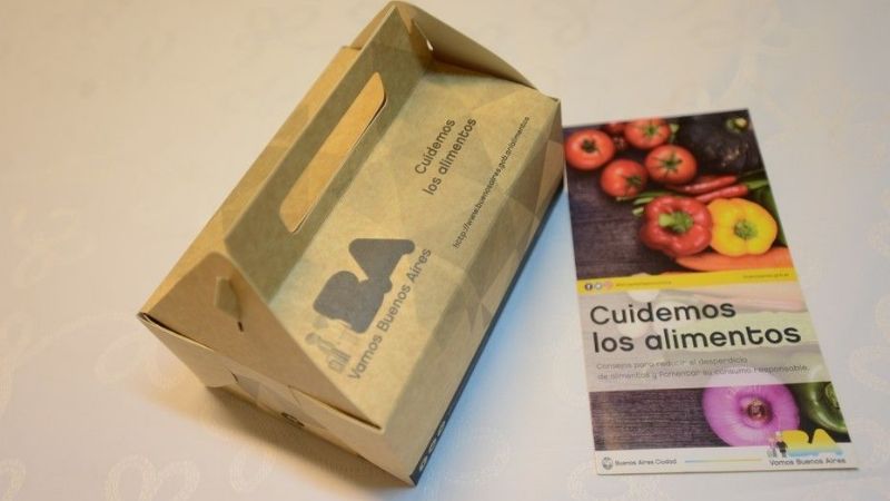 Restaurantes porteños darán cajas para que la gente se lleve lo que no come