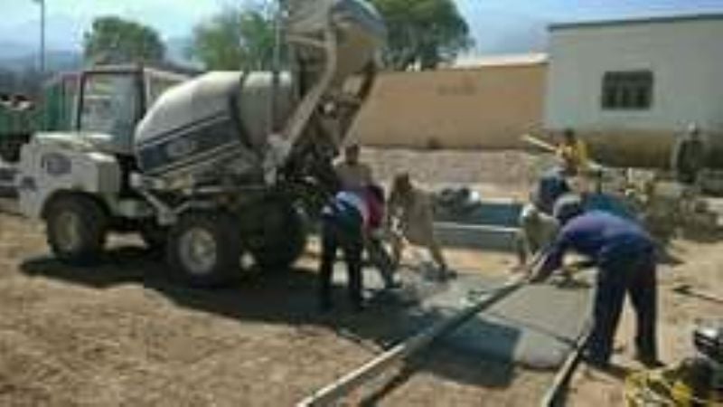 Se construye el Polideportivo Municipal en Mutquín