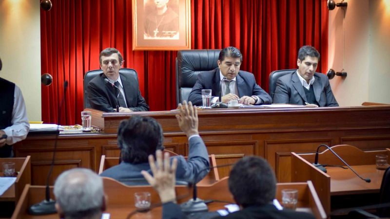 Senadores aprobaron obras para el interior provincial