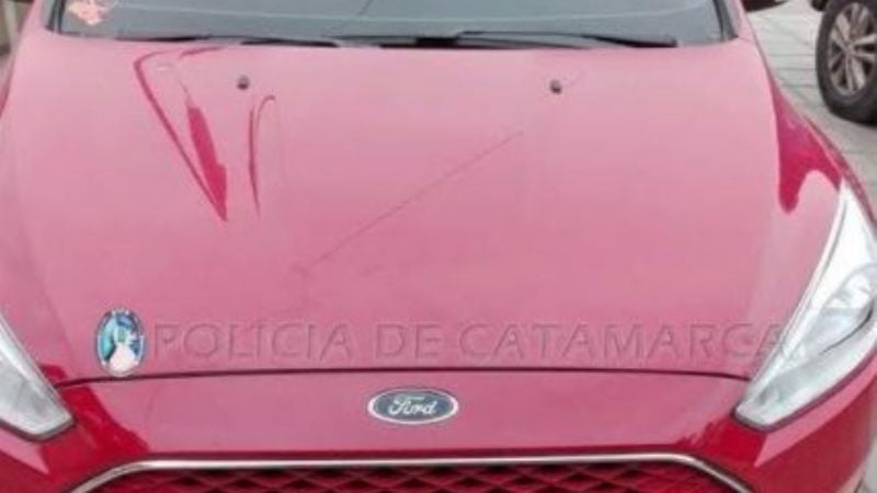 Secuestran un arma de fuego y un auto