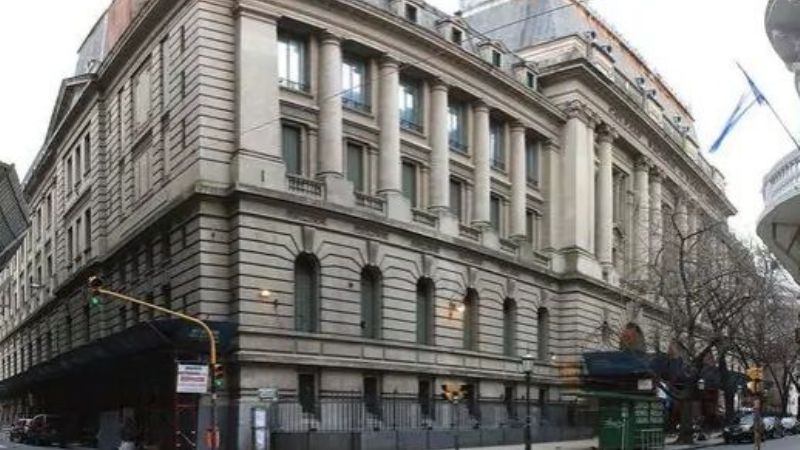 El estudiante acusado de abuso no podrá volver al Colegio Nacional