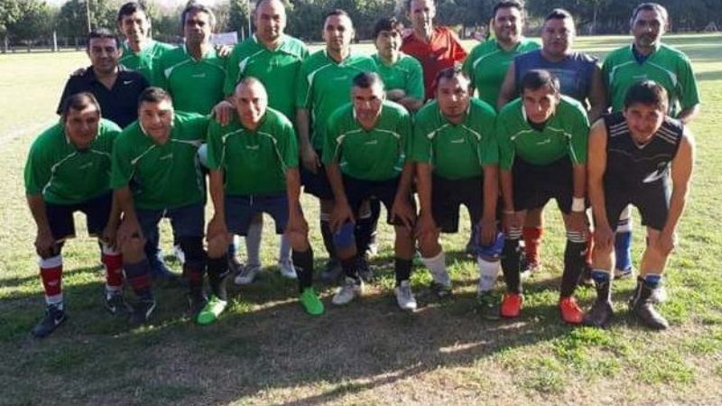 Los Halcones campeones de veteranos en Huillapima