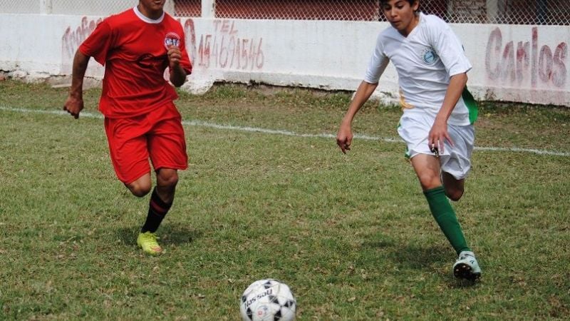 Recreo se lo dio vuelta a Santa Rosa y ganó 3-2