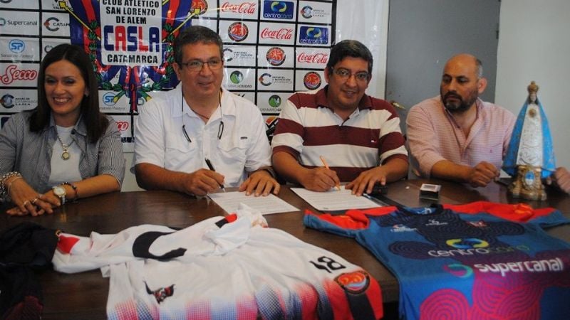 Nueva camiseta “santa” y convenio con el Círculo