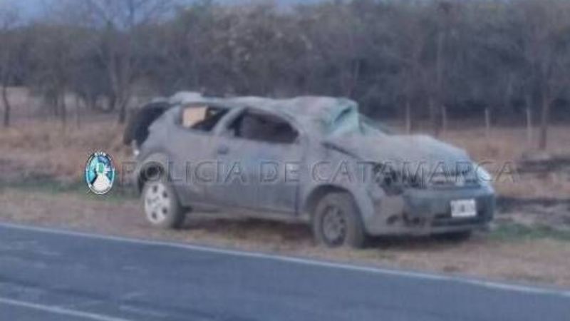 Volcó en una finca de Valle Viejo