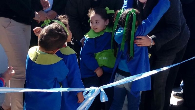Lucía inauguró el nuevo edificio de Jardín de Infantes Nuclearizado N°7